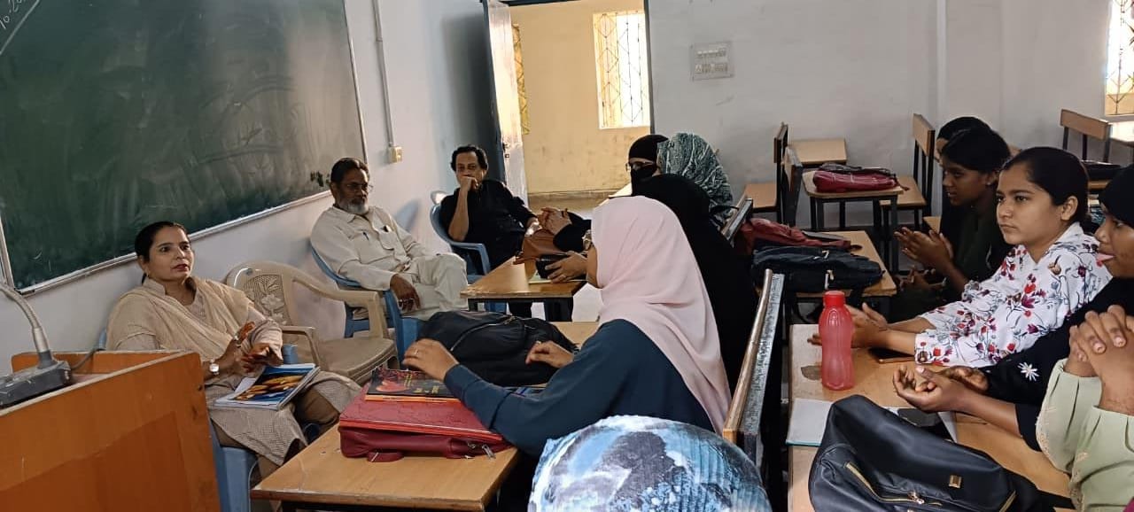 *उर्दू विभाग में बोर्ड ऑफ स्टडीज बैठक एवं अतिथि व्याख्यान का आयोजन,बिलासपुर से डॉ. शाजिया अली की रिपोर्ट*
