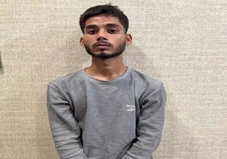 *रायपुर,,प्रेमिका किसी अन्य युवक से बात करती थी। इसी शक में की हत्या,टिकरापारा पुलिस ने किया प्रेमी को गिरफ्तार*