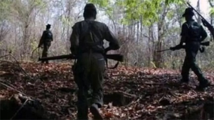 *पुलिस और माओवादियों के बीच भीषण मुठभेड़, तीन माओवादी मारे गए*