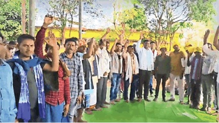 *4 परिवारों के 21 मतांतरित सदस्य मूल धर्म में लौटे*