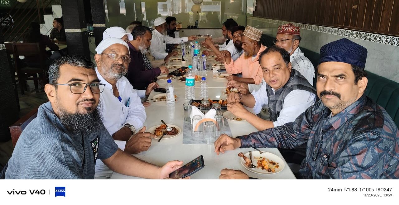 *छत्तीसगढ़ मुस्लिम मनिहार बिरादरी वेलफेयर सोसाइटी के प्रदेश अध्यक्ष असलम अशरफी ने प्रदेश बॉडी का किया गठन*