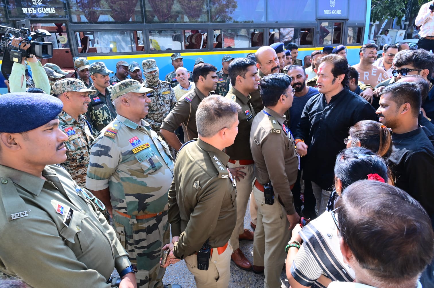 *रायपुर,,लगभग 10 करोड़ की लागत से बने आमजन उपयोगी योजना यूथ हब फूड कोर्ट को तोड़ना राज्य की बीजेपी सरकार और रायपुर पश्चिम के विधायक राजेश मूणत को ले डूबेगी*