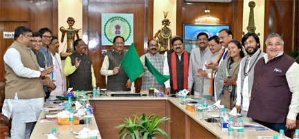 *रायपुर,, मुख्यमंत्री ग्रामीण बस योजना का दूसरा चरण शुरू, 180 नए गांव जुड़े बस सुविधा से*