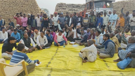 *धान खरीदी पर मचा बवाल*