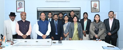 *मुख्यमंत्री से भारतीय वन सेवा 2024 बैच के प्रशिक्षु अधिकारियों ने की मुलाकात*