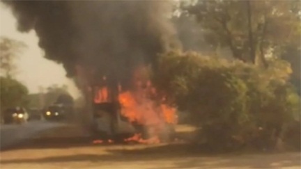 *बलौदाबाजार से रायपुर आ रही बस में अचानक लगी आग*