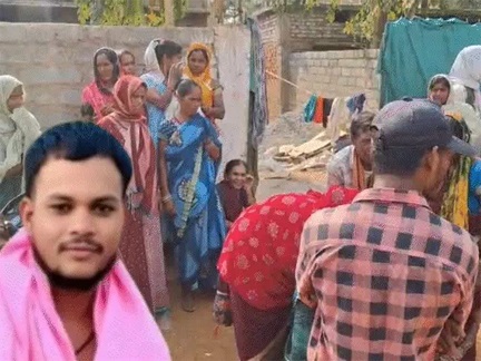 *तीन दोस्तों के बीच खूनी वारदात, युवक को चाकू गोदकर मार डाला*