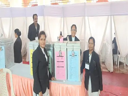 *वोटिंग शुरू, रायपुर जिला बार के 16 पदों के लिए मुकाबला*